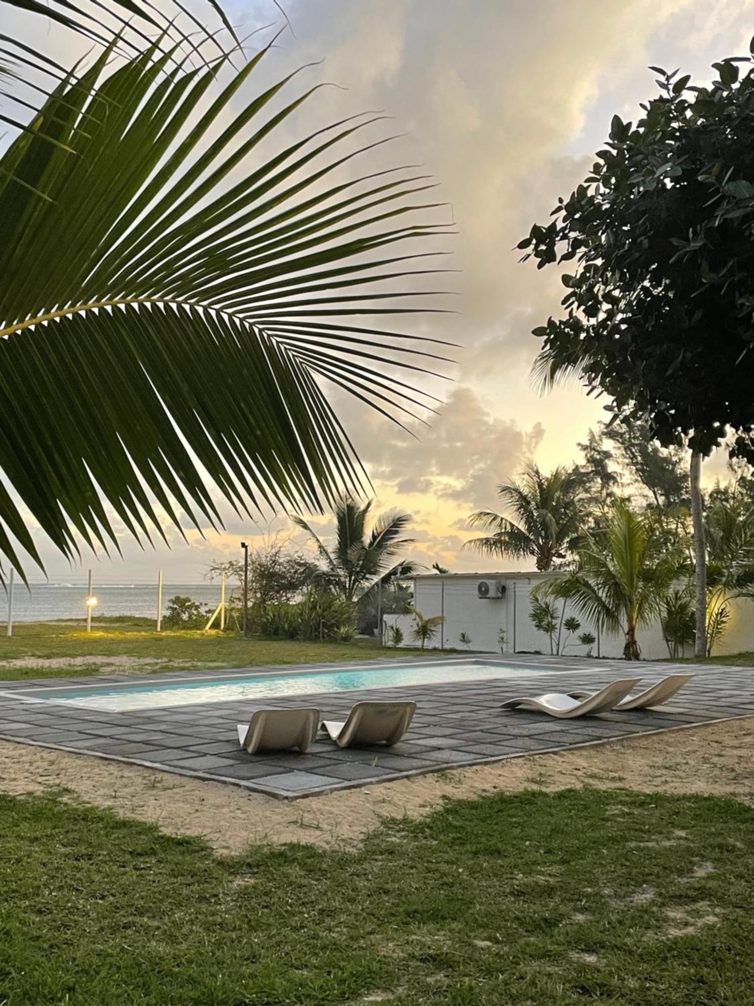 Appartement De Luxe Sur La Plage Riambel Ngoại thất bức ảnh