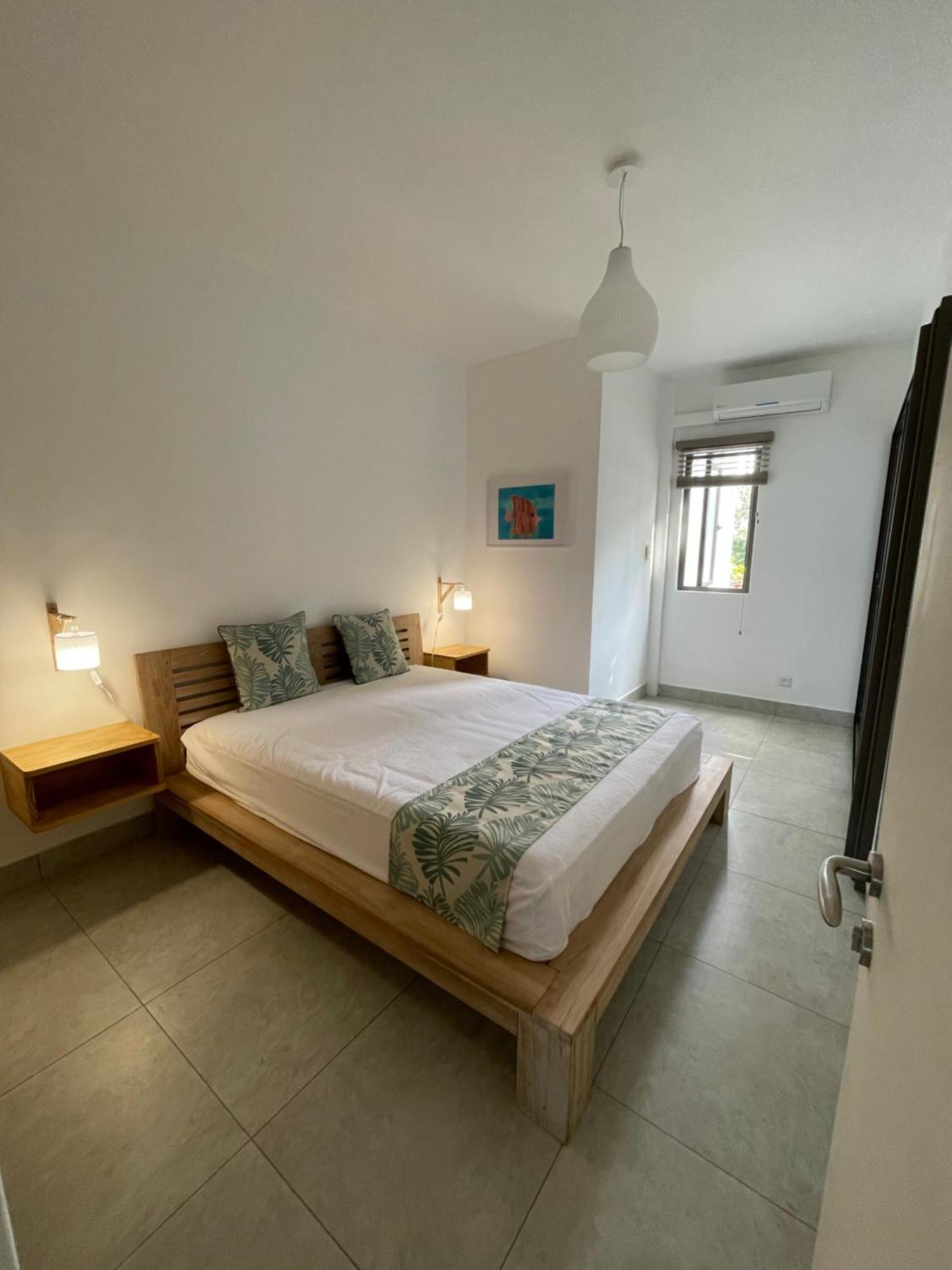 Appartement De Luxe Sur La Plage Riambel Phòng bức ảnh